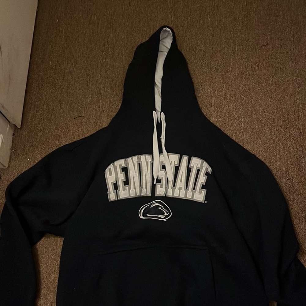 Penn State sweatshirt